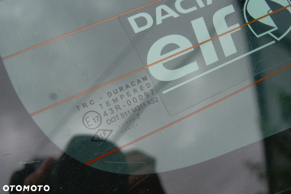 Dacia Logan 1.2 16V Laureate - 35