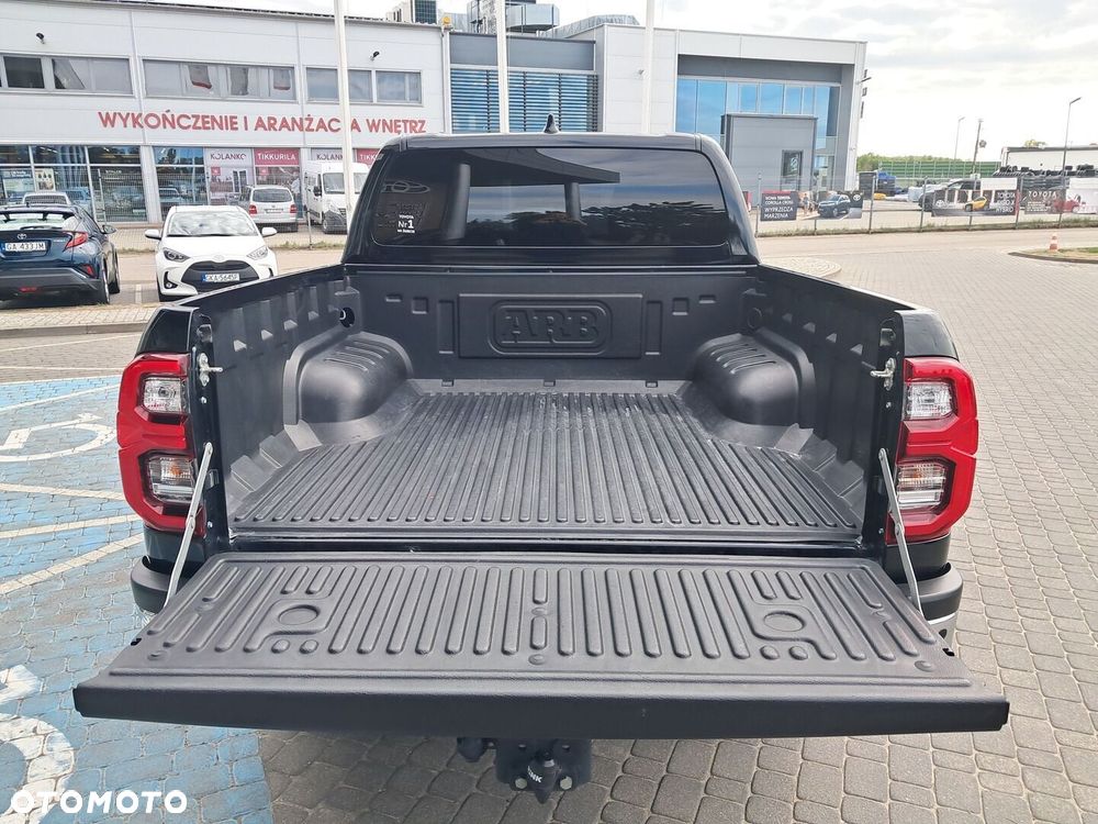 Toyota Hilux 2.8 D-4D Double Cab SR5 4x4 - 11