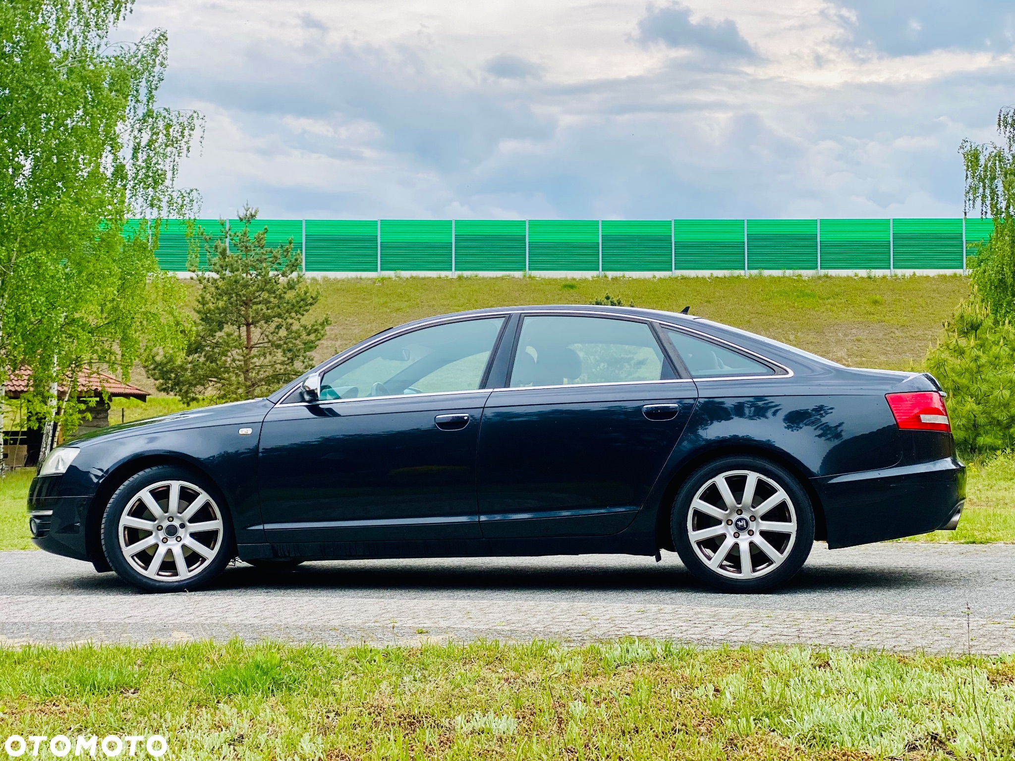 Audi A6 2.4 - 2