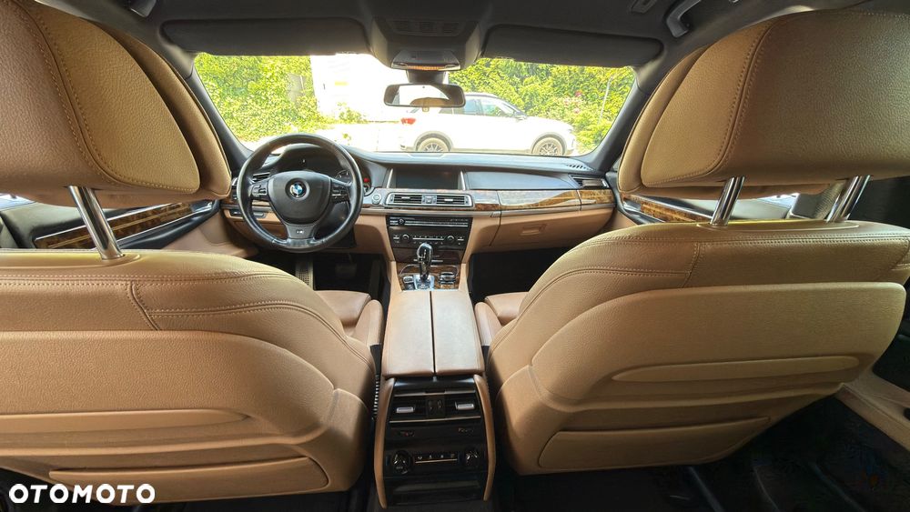 BMW Seria 7 750d xDrive - 10