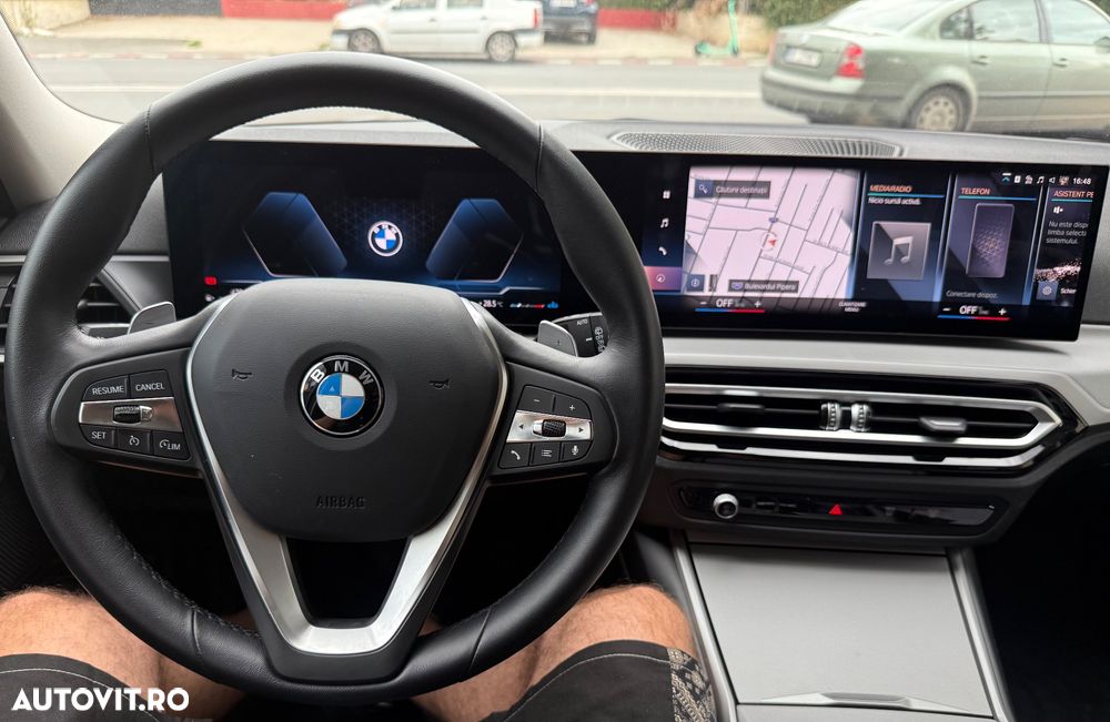 BMW Seria 3 320d Touring xDrive Aut. - 29