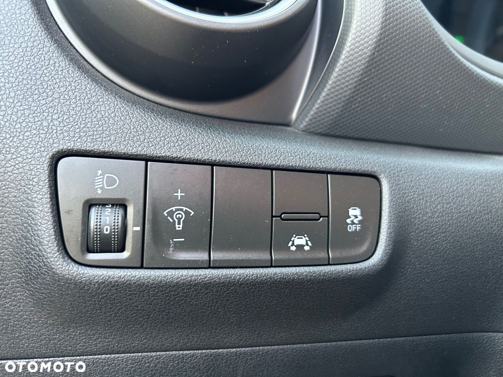 Hyundai Kona - 15