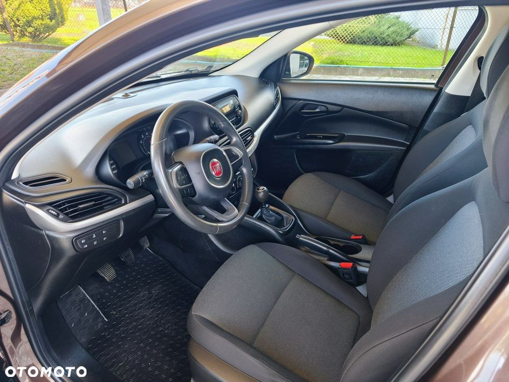 Fiat Tipo 1.4 16V Easy EU6d - 14