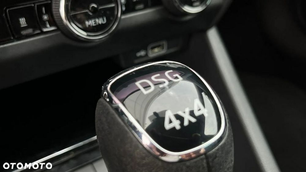 Skoda Octavia Scout 2.0 TDI 4x4 DSG - 24