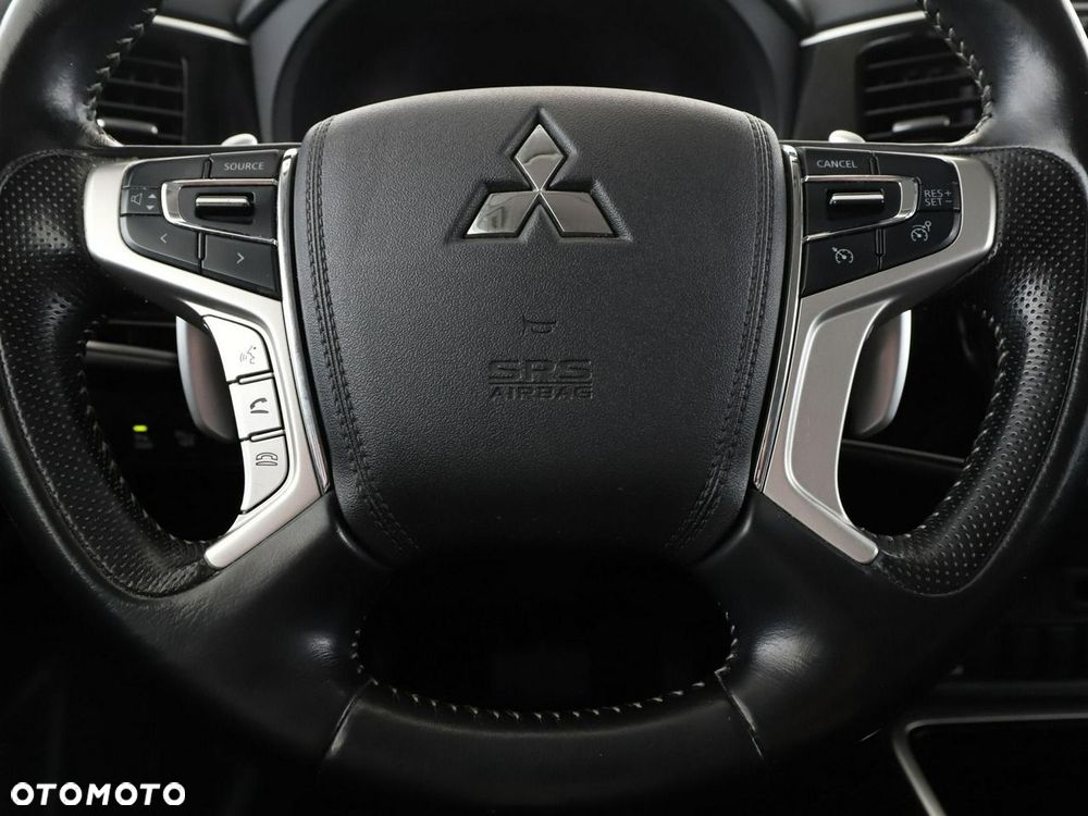 Mitsubishi Outlander 2.4 4WD - 23