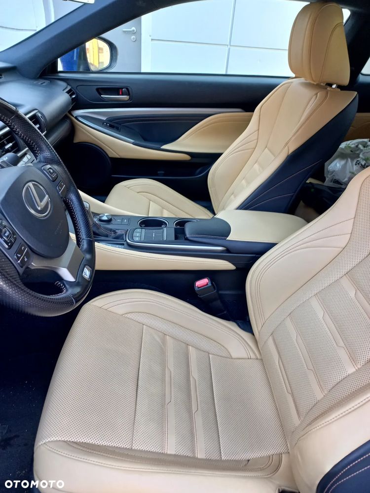Lexus RC 200t / 300 F Sport - 22