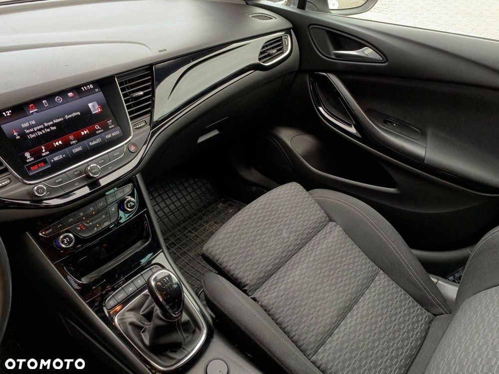 Opel Astra 1.4 T Elite - 18
