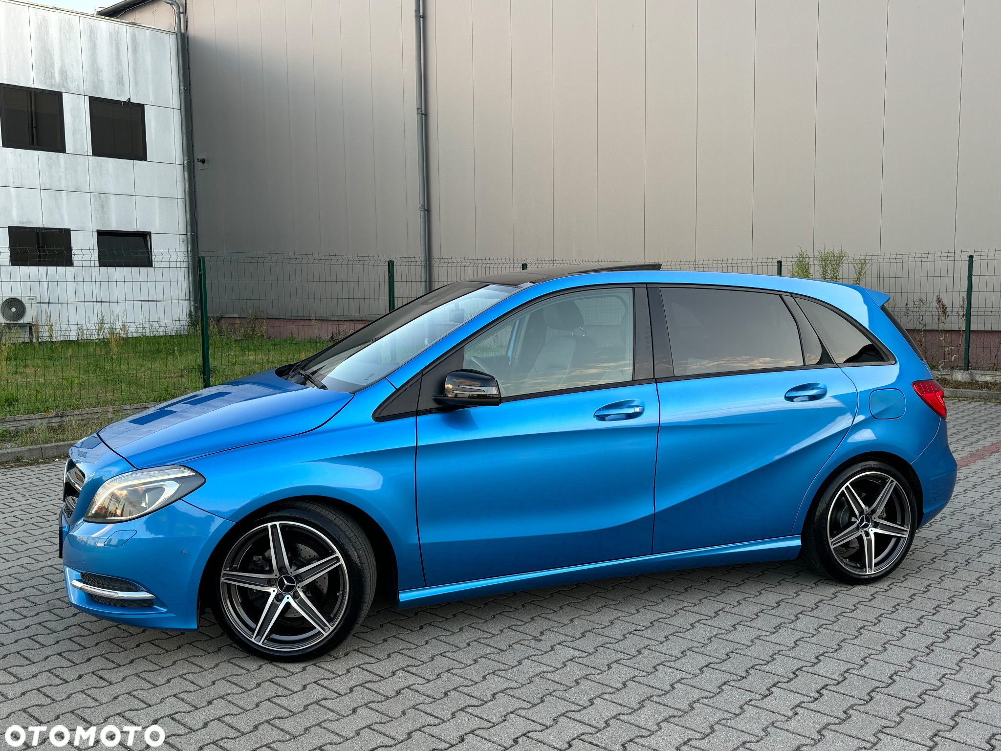 Mercedes-Benz Klasa B 180 (CDI) d 7G-DCT AMG Line - 15