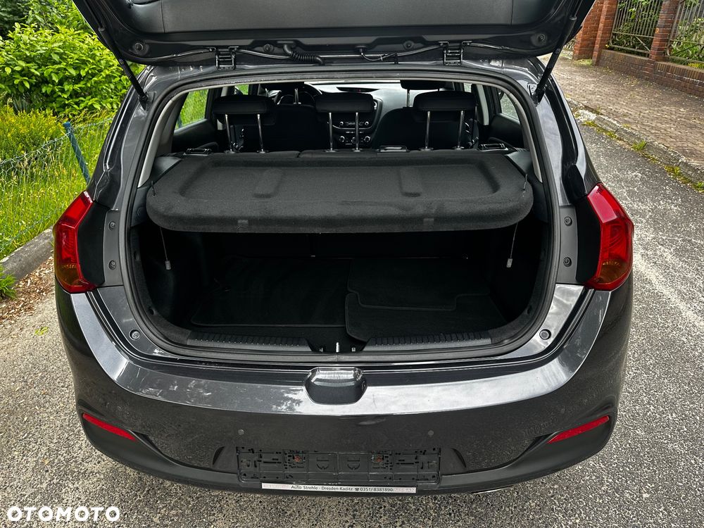 Kia Ceed 1.6 GDI L DCT - 10