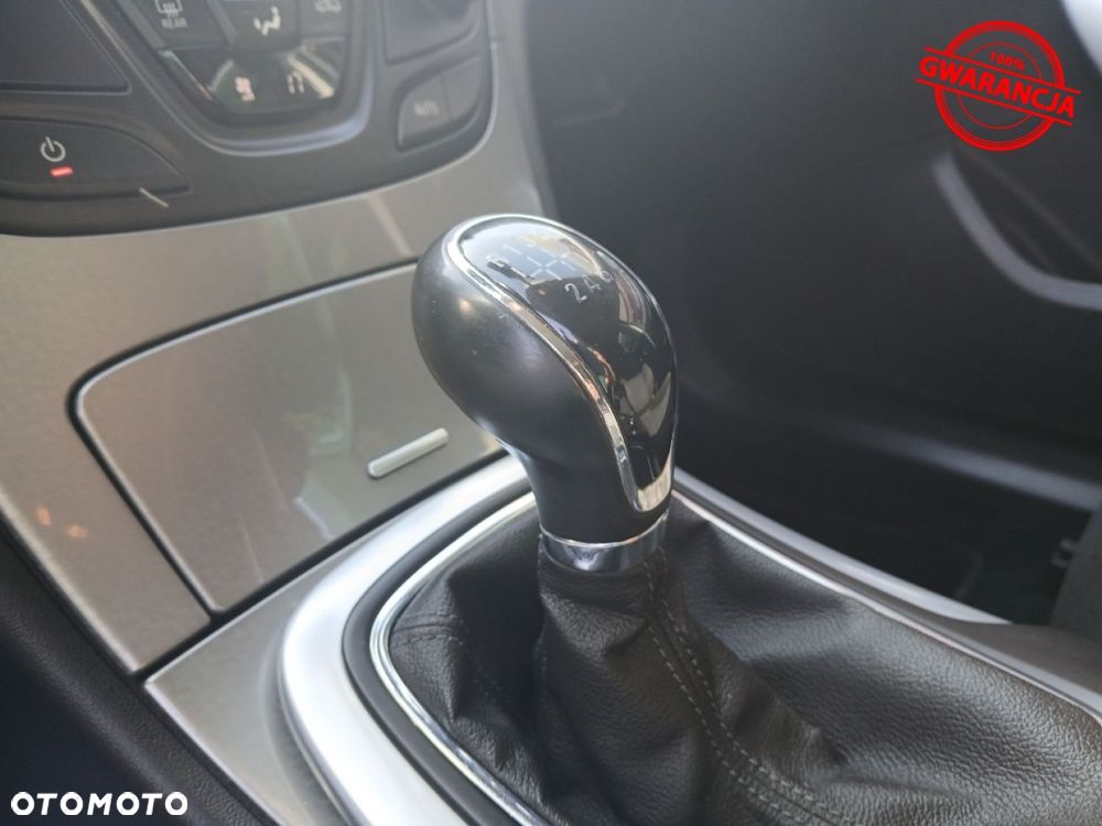Opel Insignia - 19