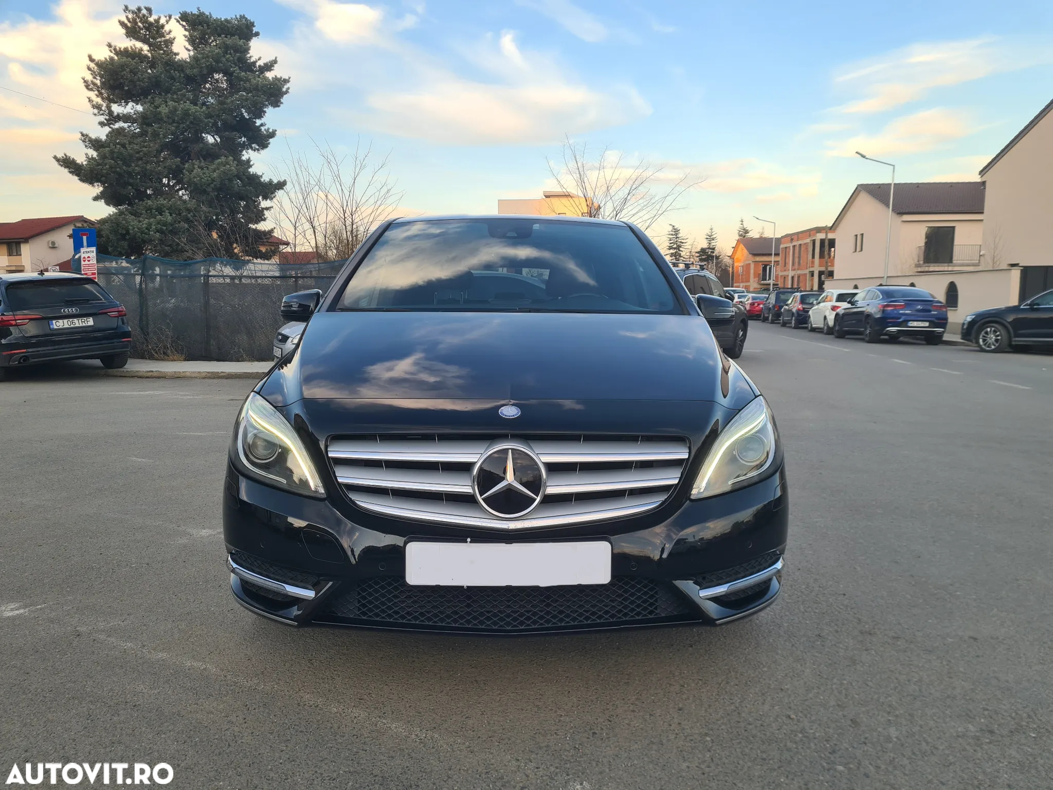 Mercedes-Benz B 200 CDI (BlueEFFICIENCY) 7G-DCT - 11