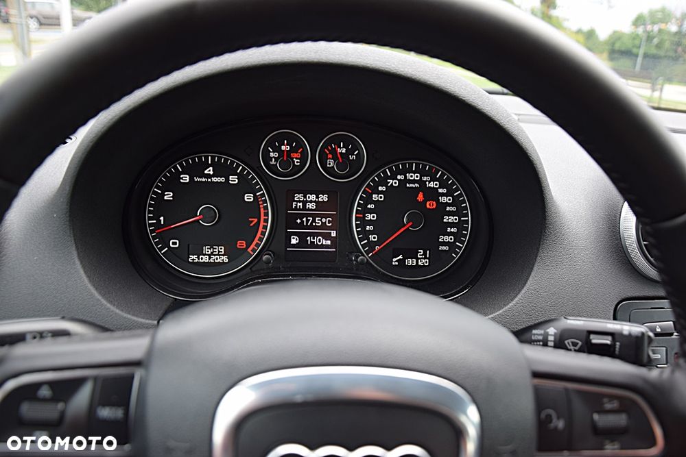 Audi A3 Sportback 1.4 TFSI Ambiente - 16