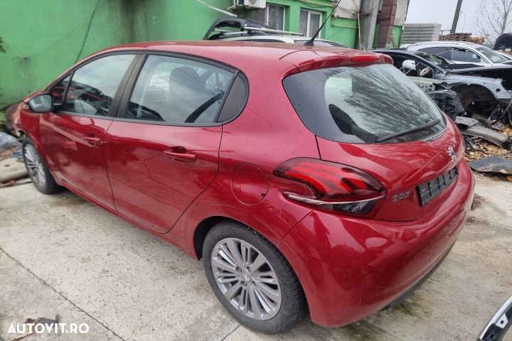 Geam dreapta fata Peugeot 208 1 [facelift] [2015 - 2019] 1.2 vti HM01 - 4