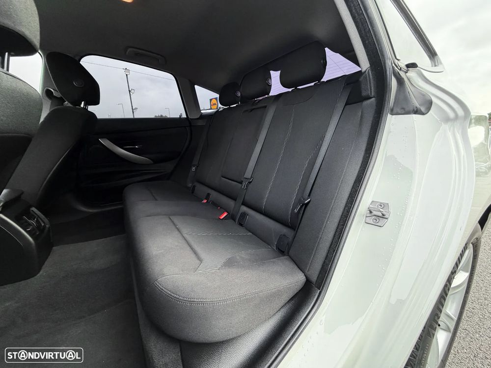 BMW 318 Gran Turismo d Aut. - 11