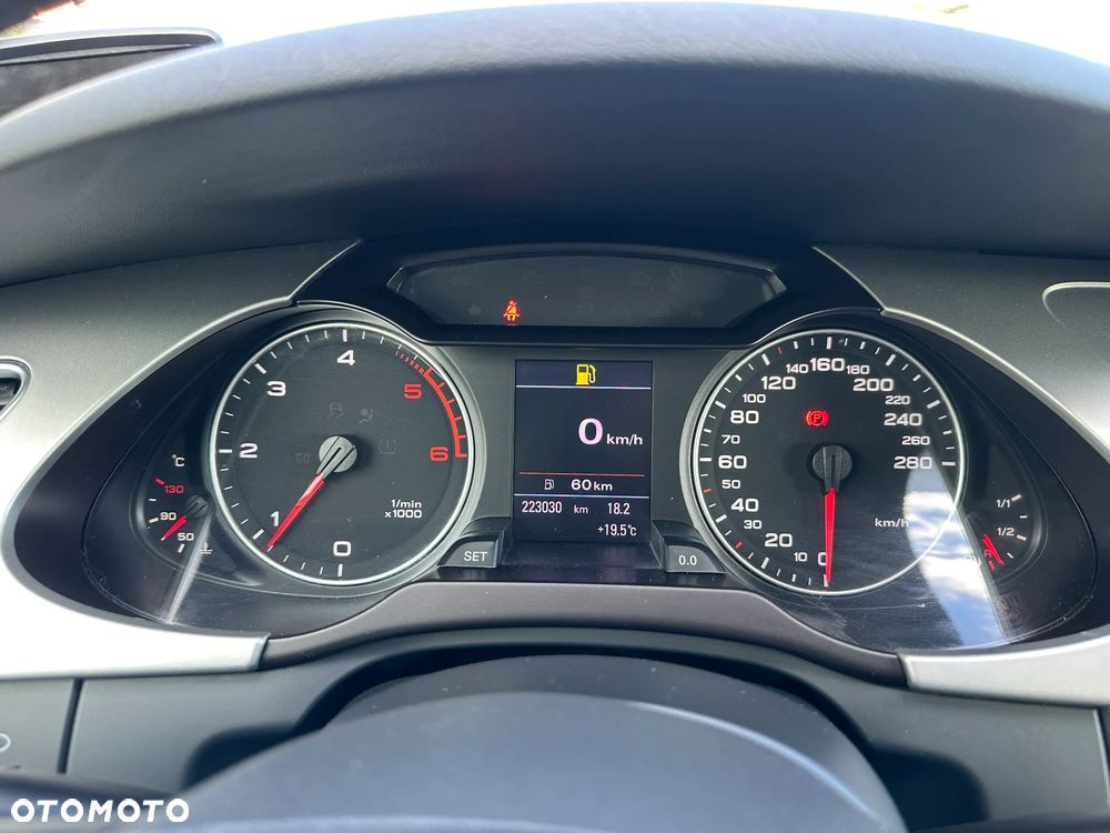 Audi A4 Avant 2.0 TDI e DPF Ambiente - 25