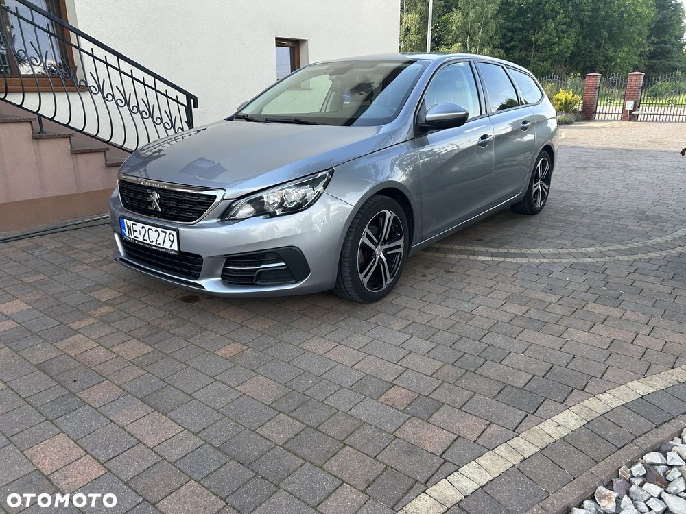 Peugeot 308 - 1