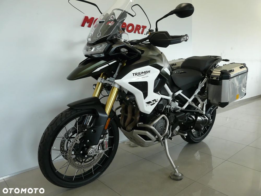 Triumph Tiger - 13