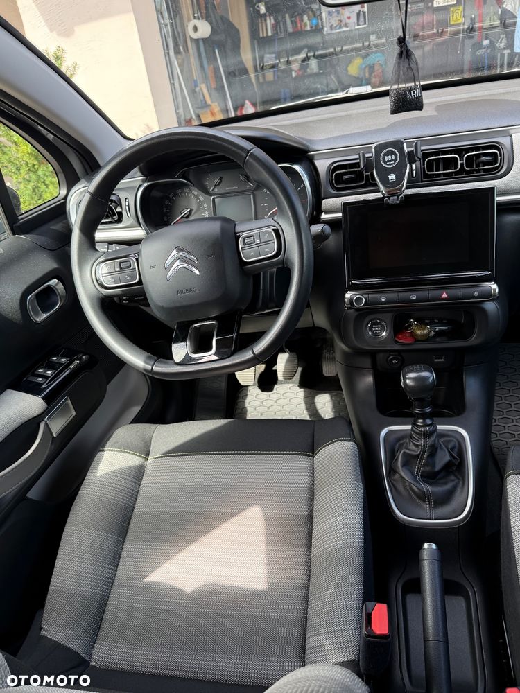 Citroën C3 1.2 PureTech Shine - 25
