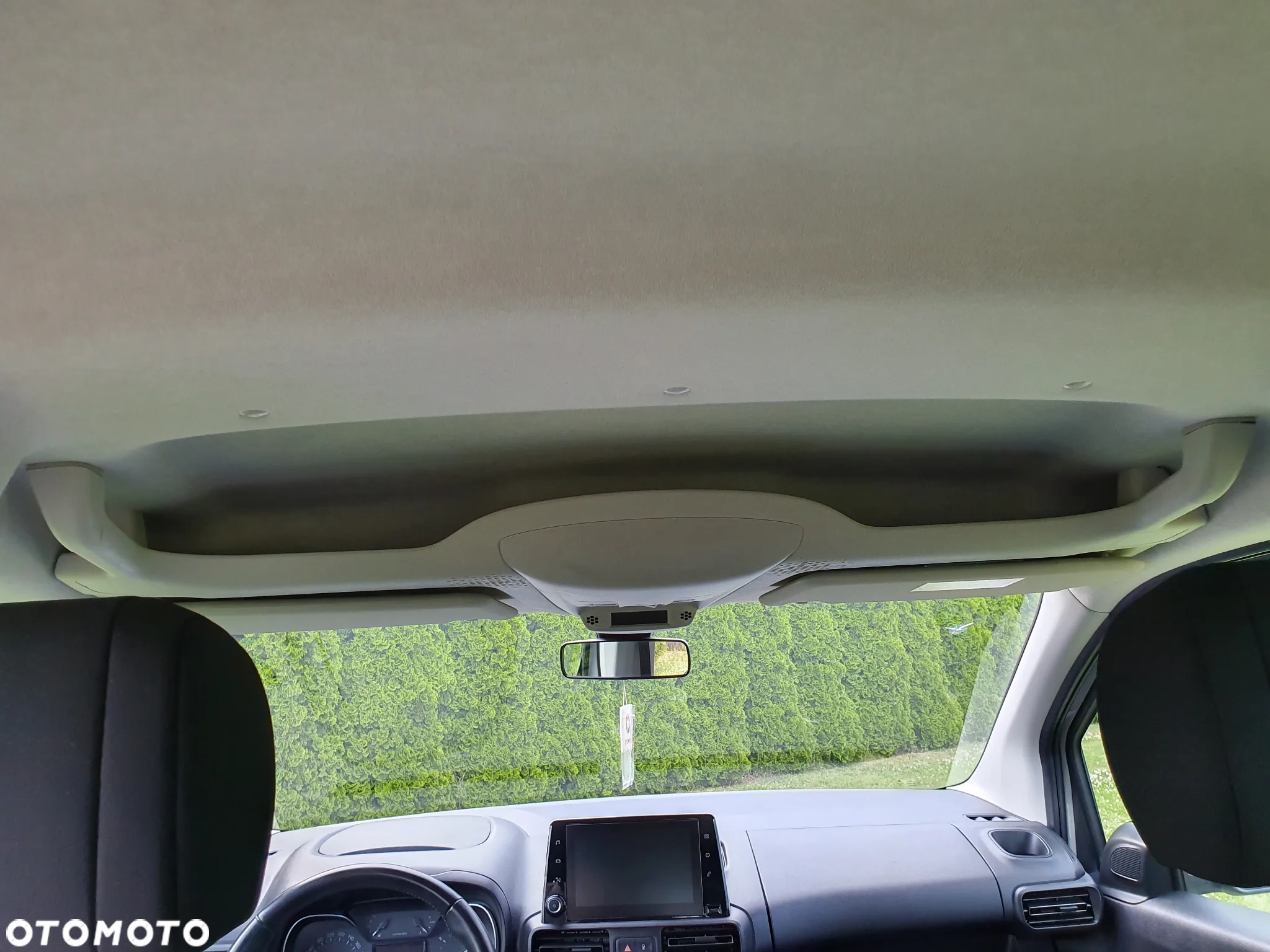 Citroën Berlingo XL PureTech 110 LIVE PACK - 18