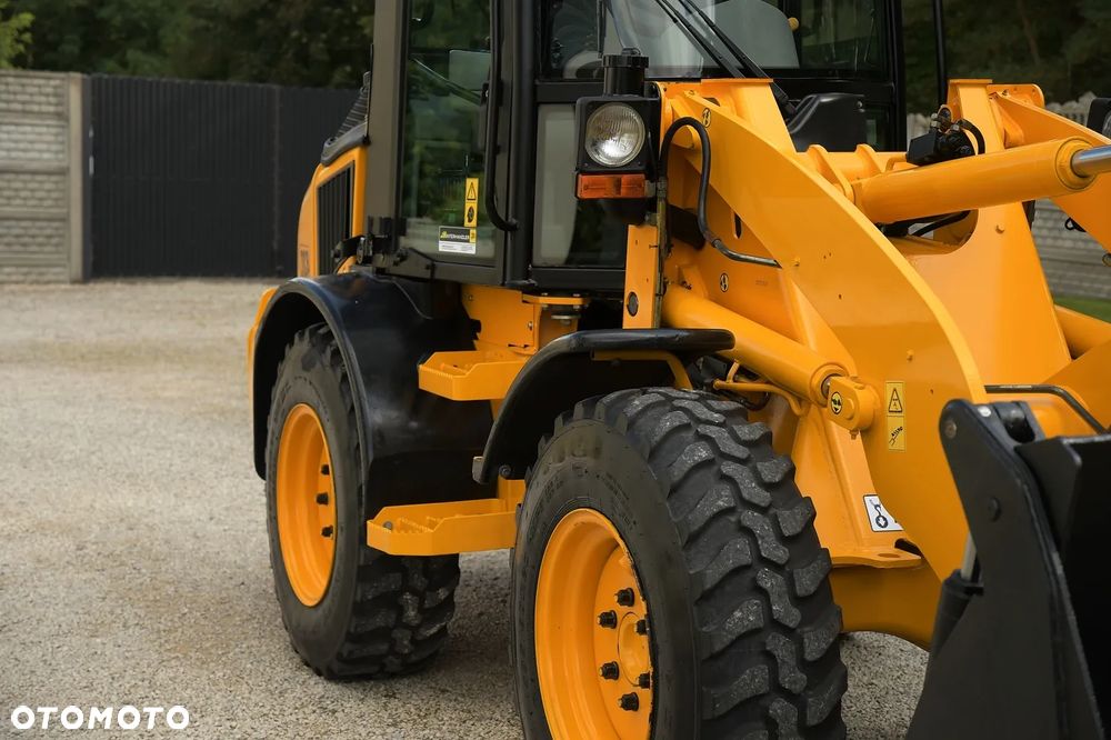 JCB Ładowarka JCB407 * GOTOWA DO PRACY! * SUPER STAN! - 14