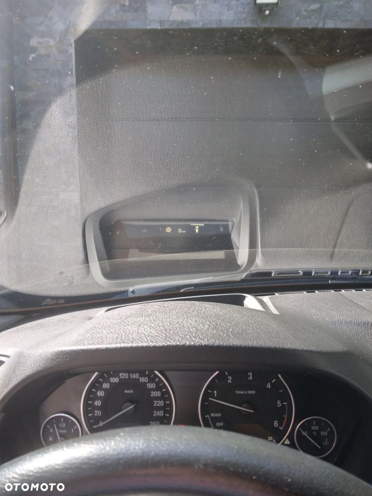 BMW Seria 3 320d xDrive Luxury Line - 5