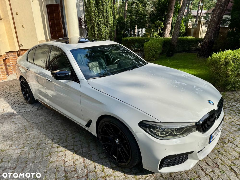 BMW Seria 5 M550i xDrive sport - 6
