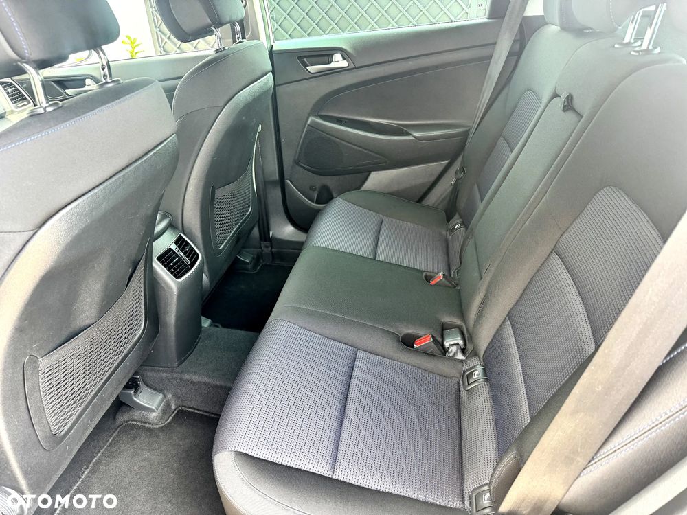 Hyundai Tucson blue 1.6 GDi 2WD Intro Edition - 15