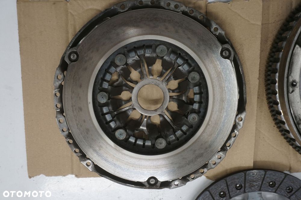 NISSAN QASHQAI J10 +2 LIFT KOŁO DWUMASOWE DWUMASA SPRZĘGŁO 1.6DCI LUK - 3