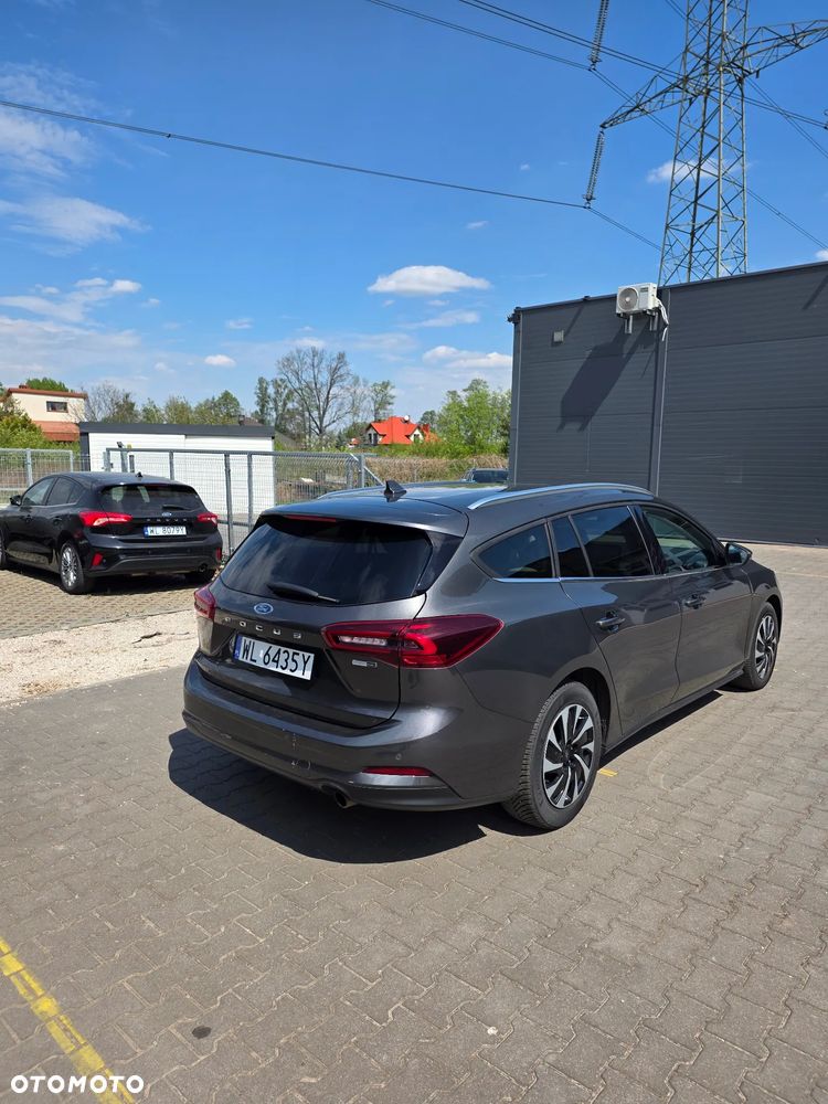 Ford Focus 1.0 EcoBoost STart-Stopp-System TITANIUM X - 4
