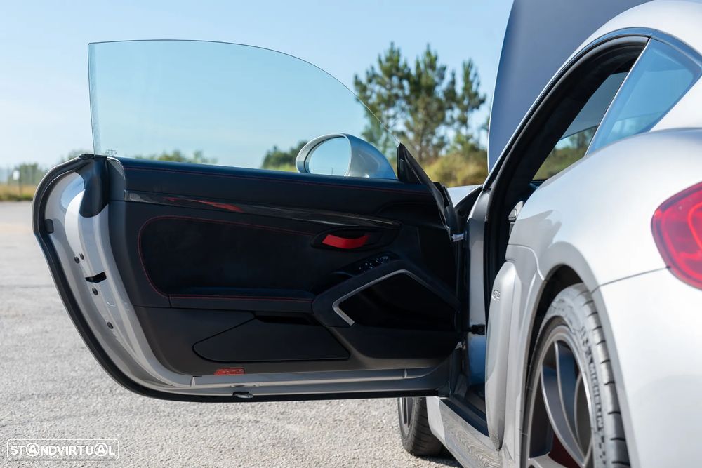 Porsche Cayman GT4 - 10