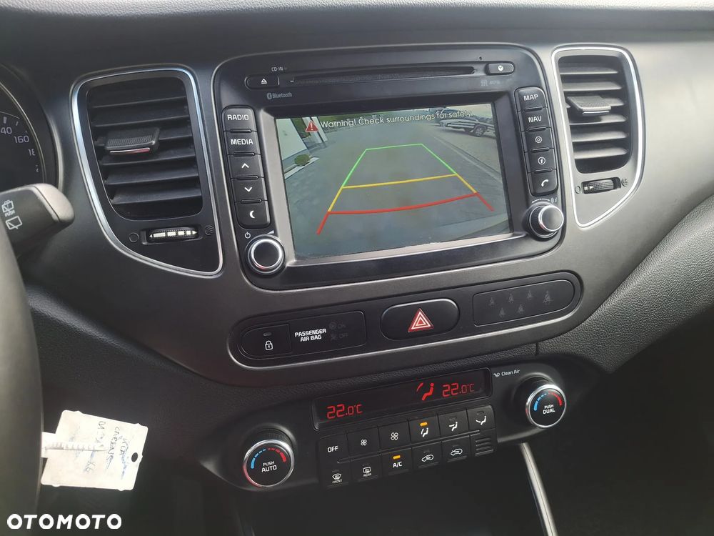 Kia Carens 1.7 CRDi M 7os - 11