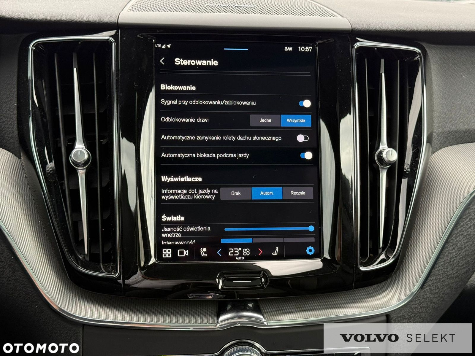 Volvo XC 60 - 25