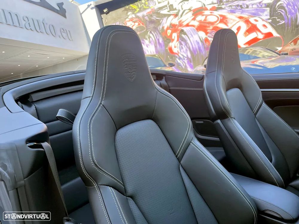 Porsche 911 (992) Carrera Cabriolet PDK - 39