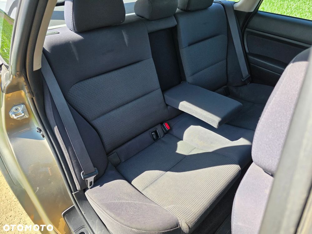 Subaru Outback - 16