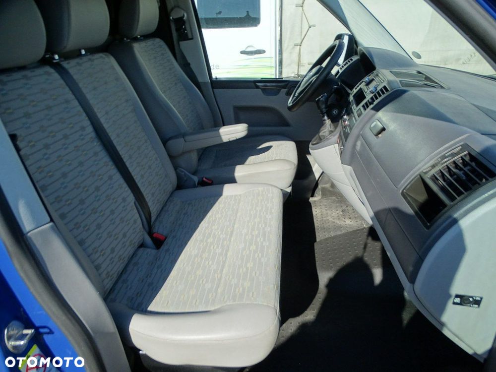 Volkswagen Transporter - 14