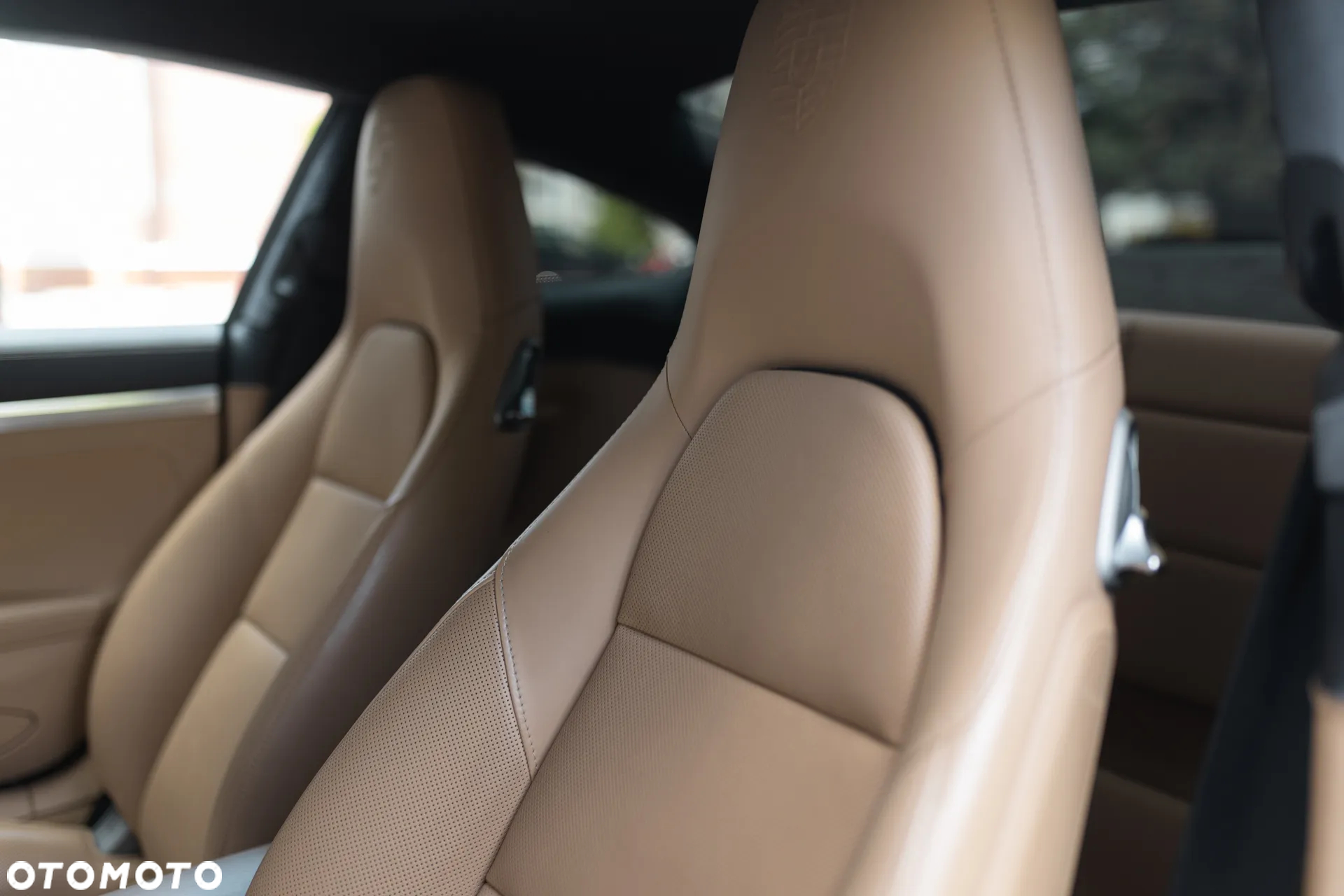 Porsche 911 Carrera 4S PDK - 17