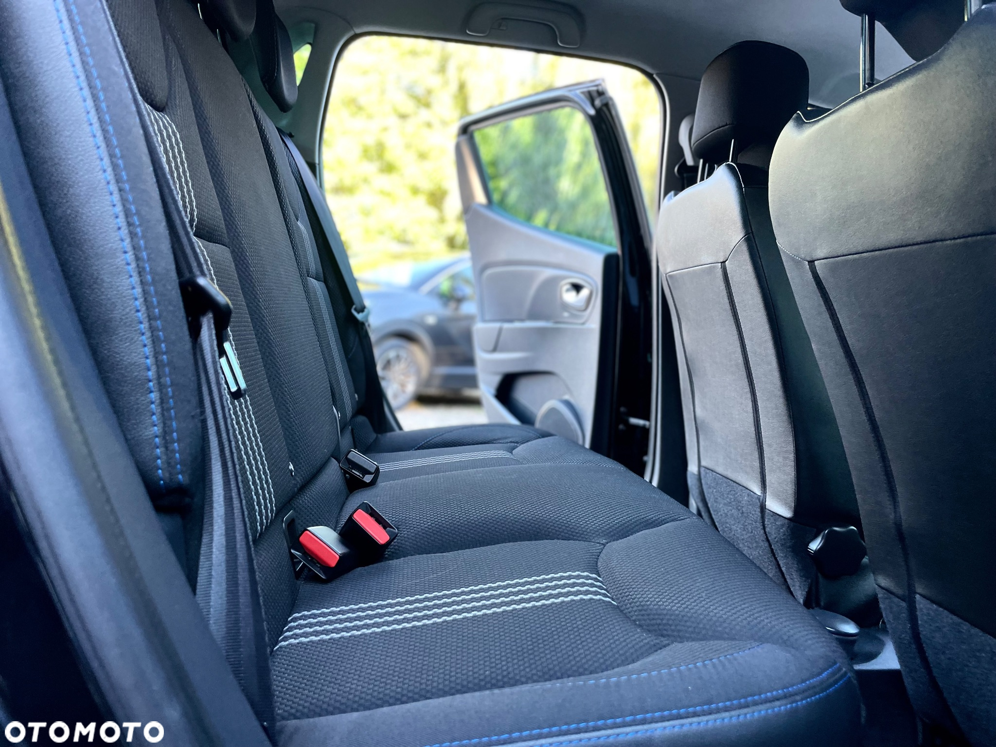 Renault Clio TCe 90 INTENS - 16