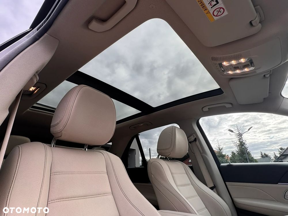 Mercedes-Benz GLE 300 d 4Matic 9G-TRONIC AMG Line - 21