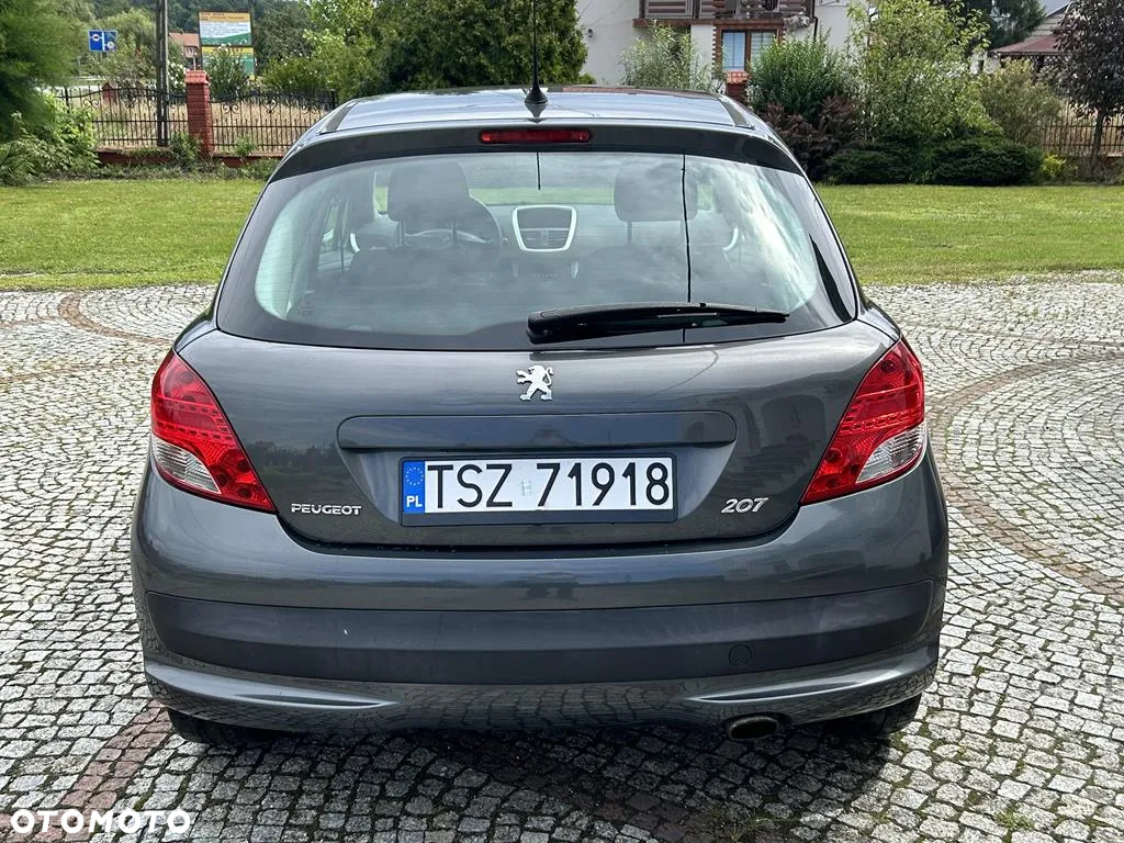 Peugeot 207 - 20