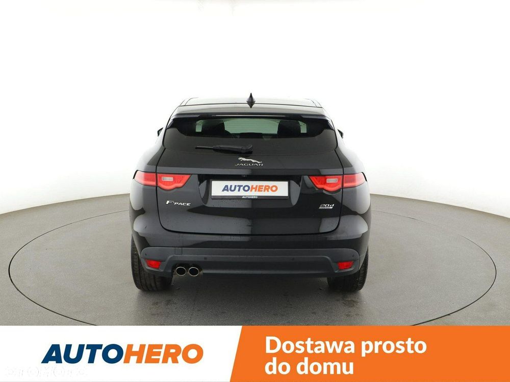 Jaguar F-Pace 20d AWD R-Sport - 4