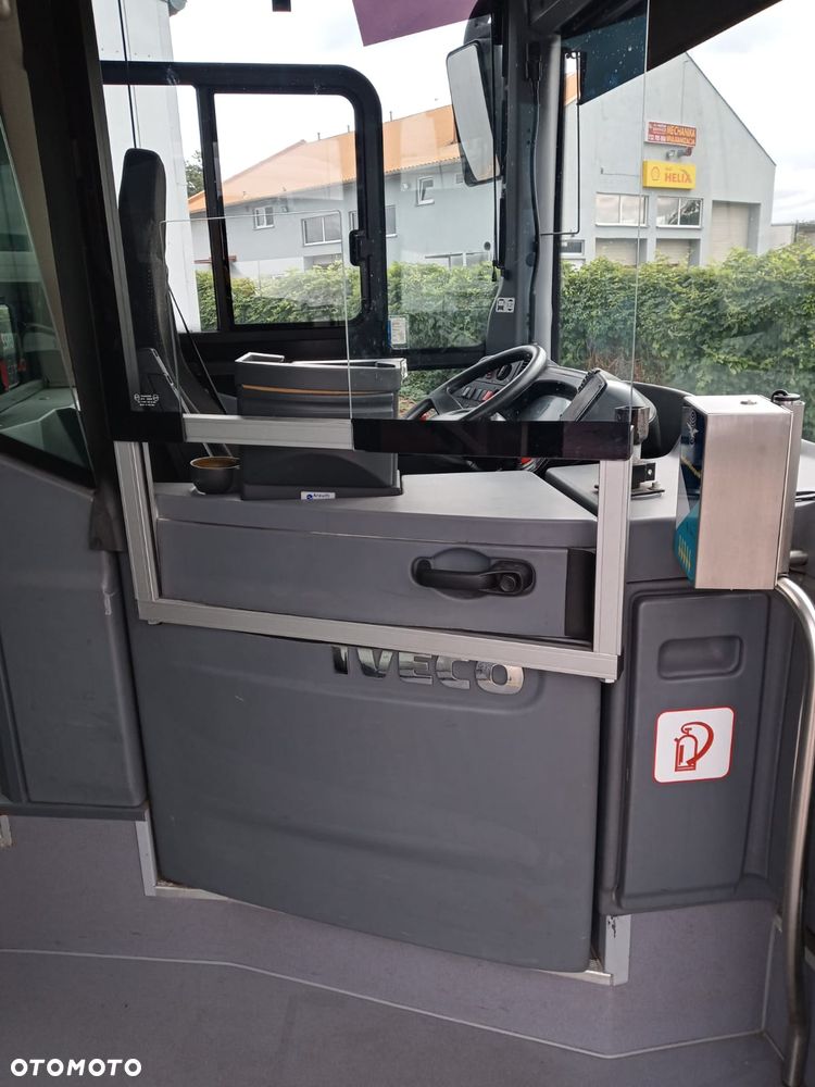 Iveco Crossway Low entry - 15