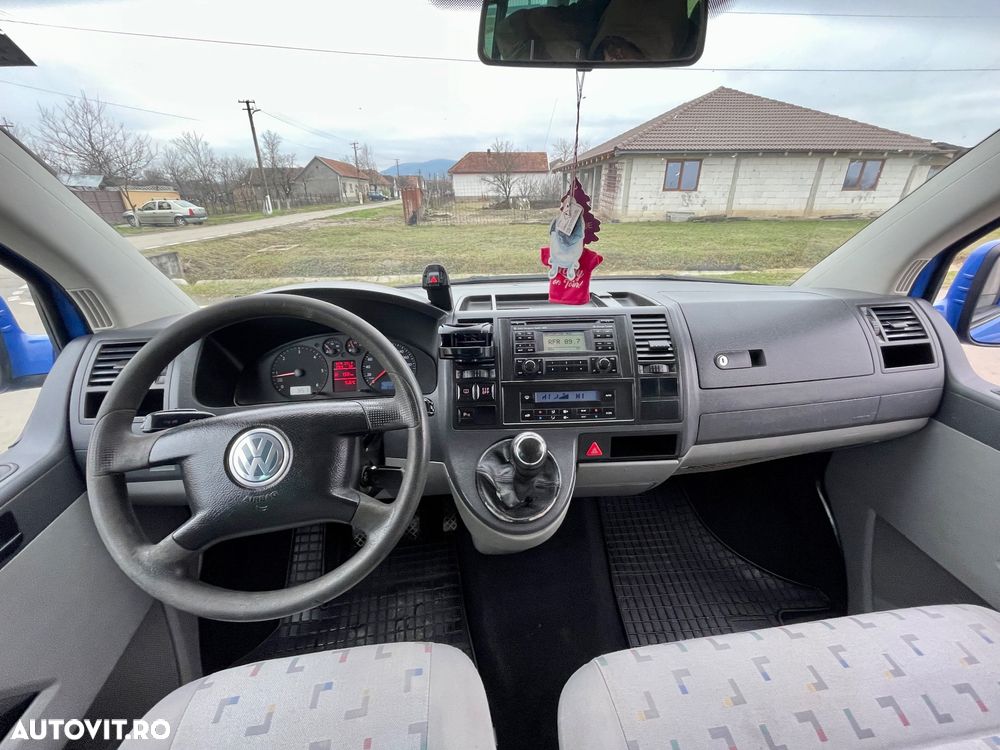 Volkswagen Transporter Caravelle DPF Comfortline Scurt - 9