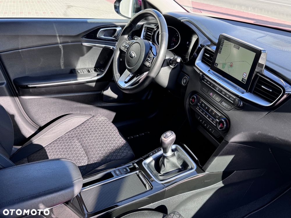 Kia Ceed 1.6 CRDi Spirit - 40