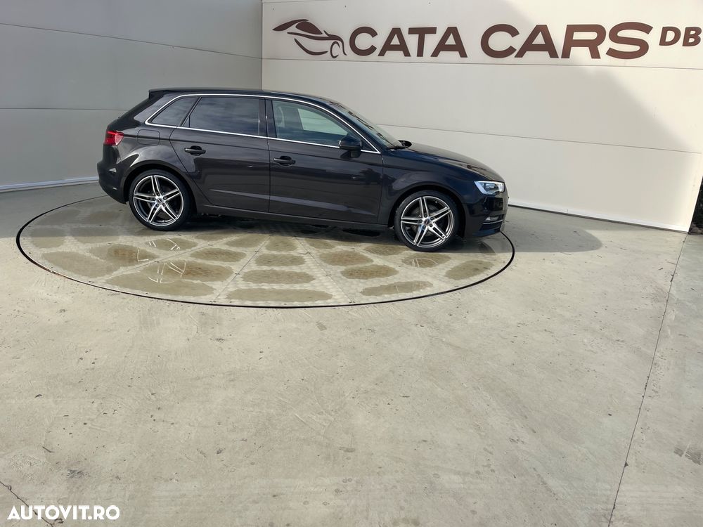 Audi A3 2.0 TDI Sportback (clean diesel) quattro S tronic Ambiente - 19