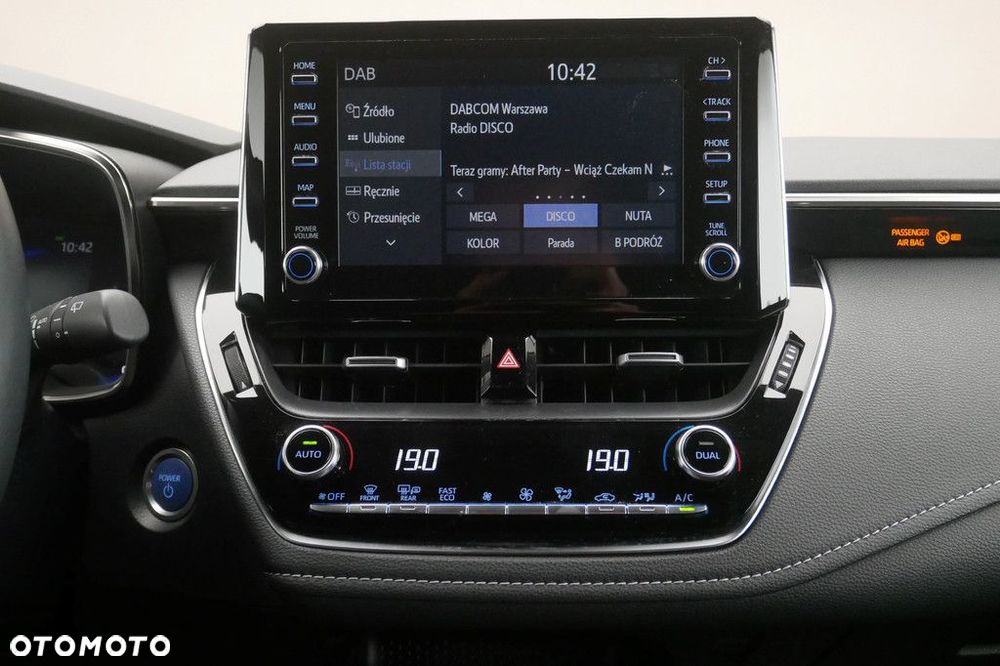 Toyota Corolla 1.8 Hybrid Comfort - 10