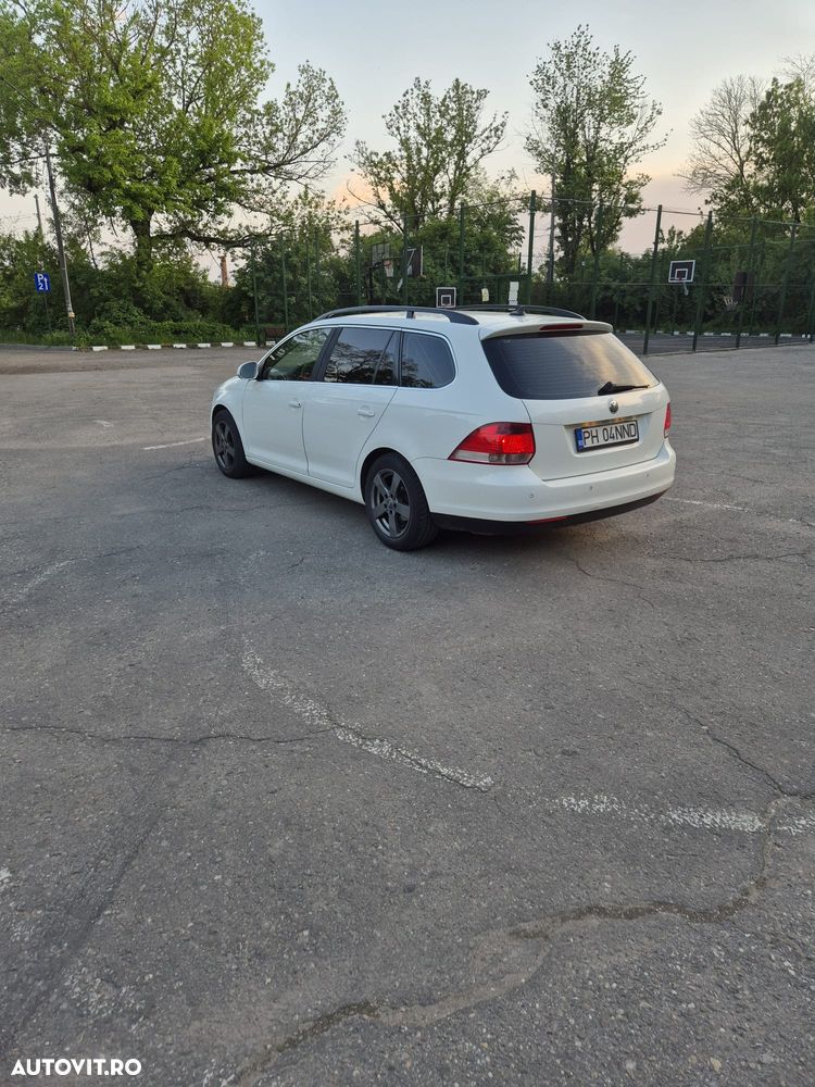 Volkswagen Golf 2.0 TDI Comfortline - 5