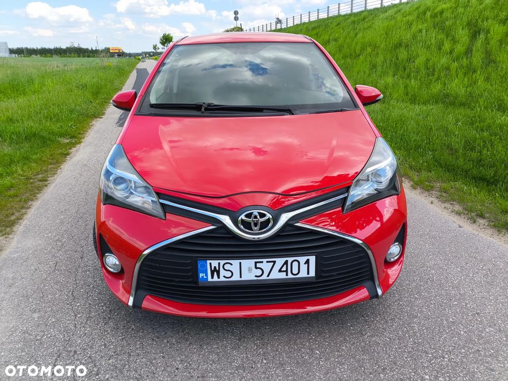 Toyota Yaris 1.33 VVT-i Executive - 3