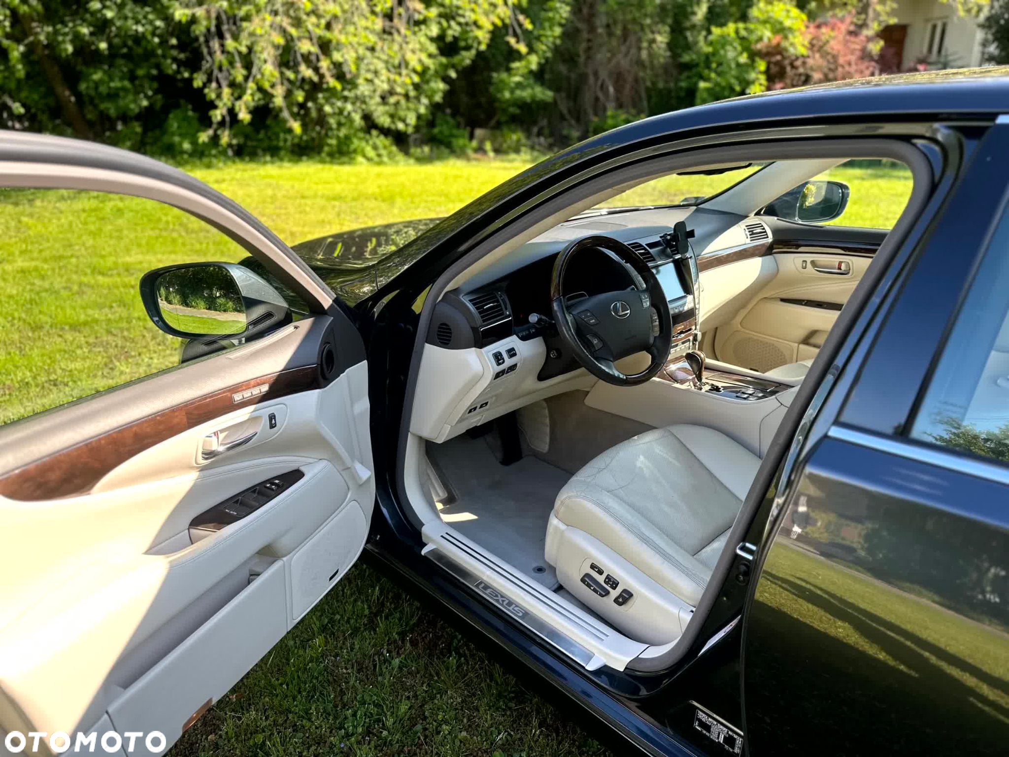 Lexus LS 460 Prestige - 8