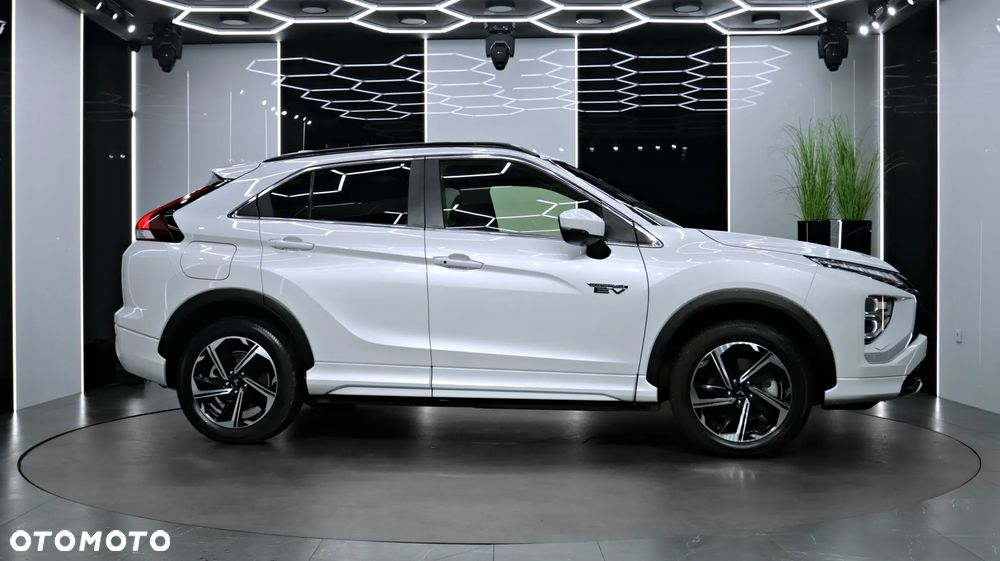 Mitsubishi Eclipse Cross 2.4 PHEV Instyle Plus - 11