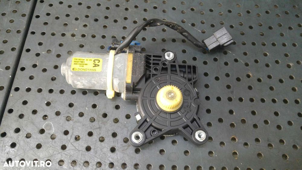 Motoras macara geam stanga spate chevrolet captiva c100 c140 96627081 - 3